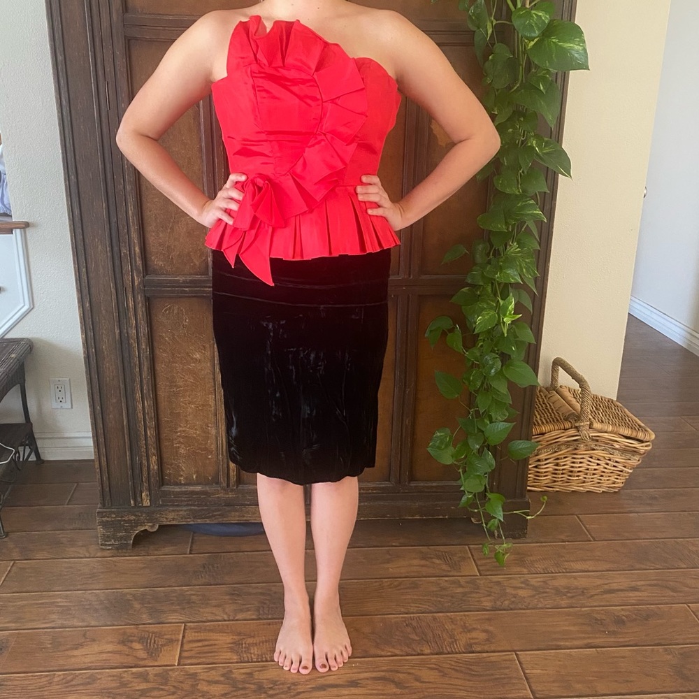 Vintage red and black velvet cocktail dress - Picture 15 of 16